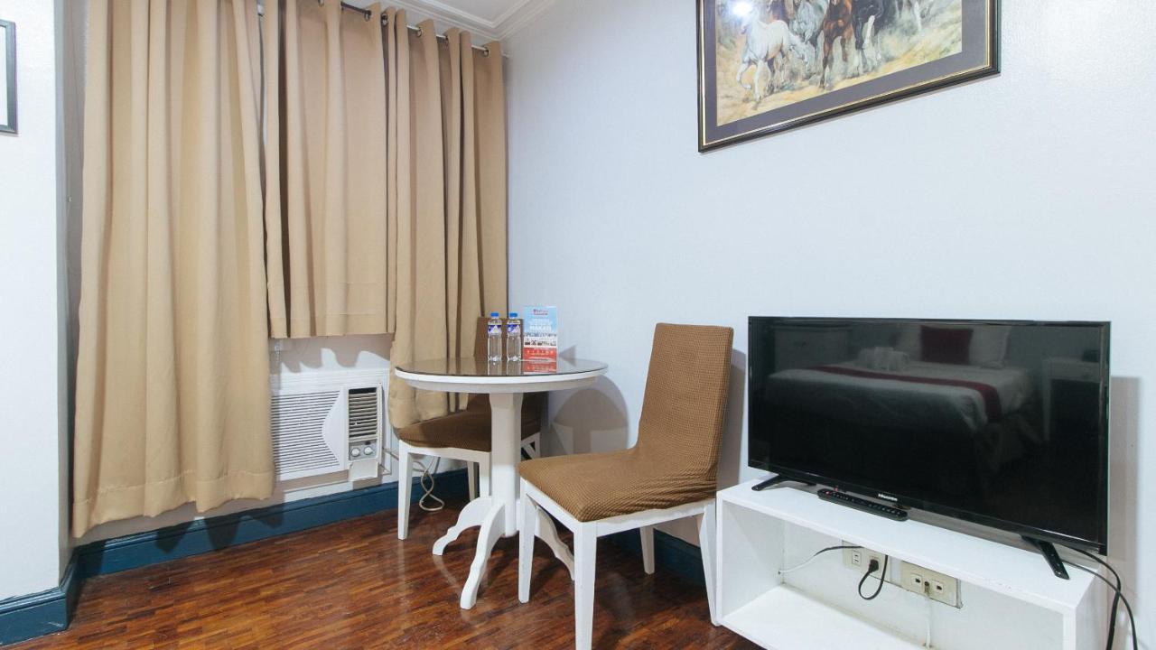 Reddoorz Premium Near Greenbelt Makati - Vaccinated Staff Makati City Extérieur photo
