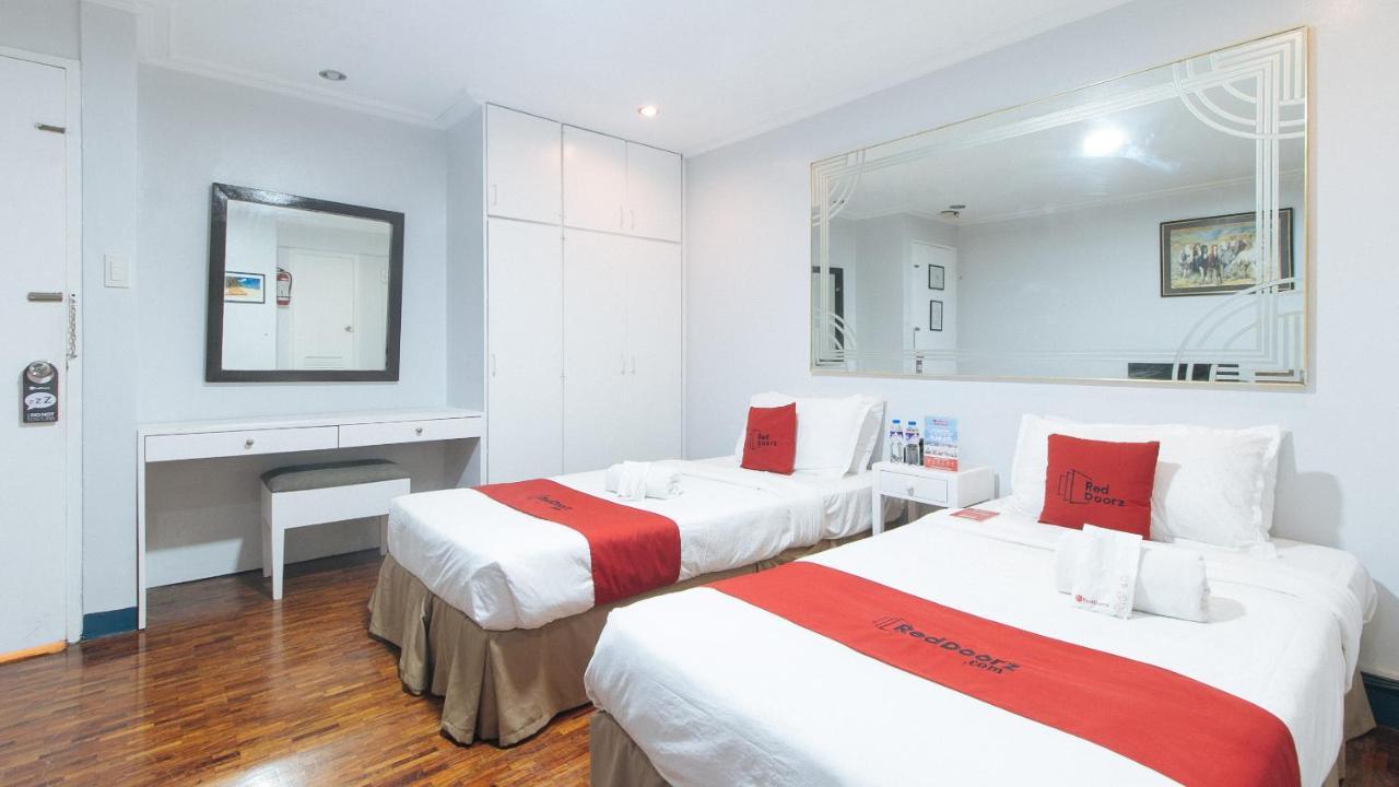 Reddoorz Premium Near Greenbelt Makati - Vaccinated Staff Makati City Extérieur photo