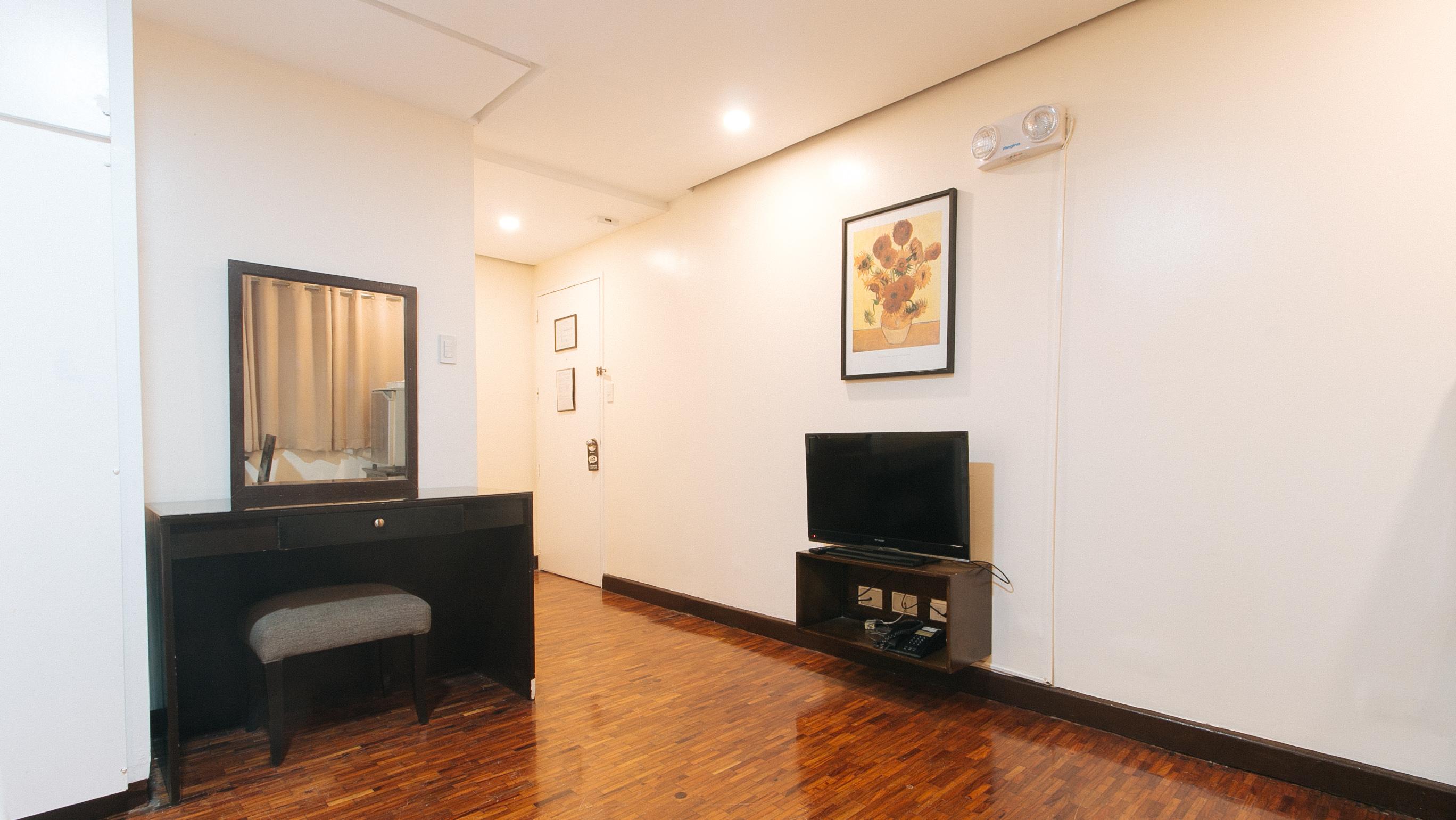 Reddoorz Premium Near Greenbelt Makati - Vaccinated Staff Makati City Extérieur photo